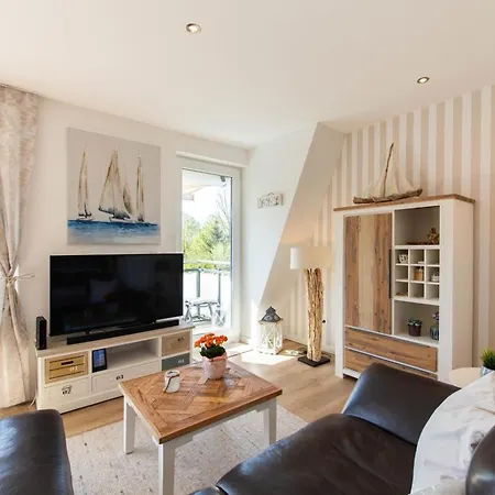 Windjammer Apartment *